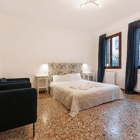 Отель Casa Alimante Венеция Экстерьер фото